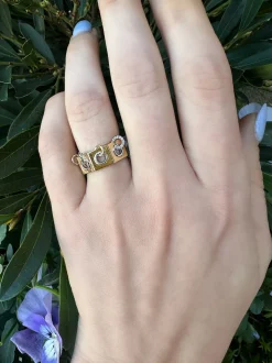 Eyet Ring