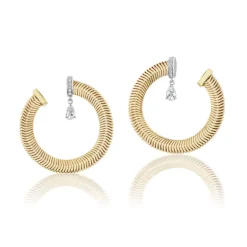 Feelings Earrings with Pear Diamonds