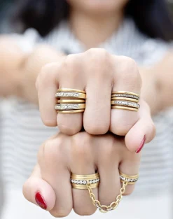 French Cut & Round Diamond Spiral Ring