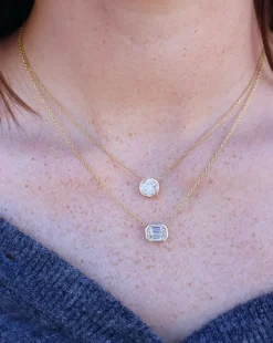 Illusion Round Diamond Pendant