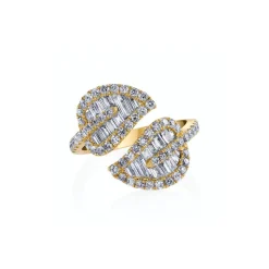 Medium Leaf Diamond Ring