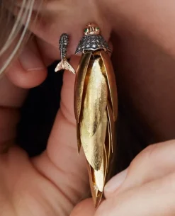 Mini Mermaid Tail Stud