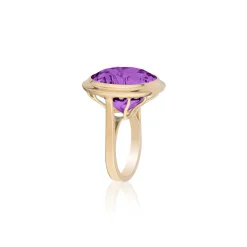 Round Amethyst Ring